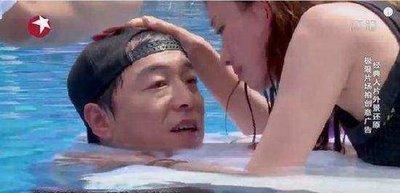 黄渤美女爆料视频大全,揭秘娱乐圈幕后故事 第2张 黄渤美女爆料视频大全,揭秘娱乐圈幕后故事 第2张